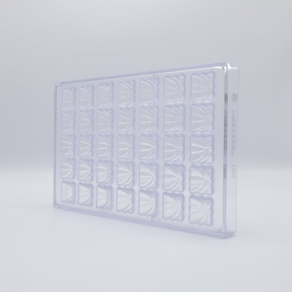 Chocolate World Pralinform CW2057