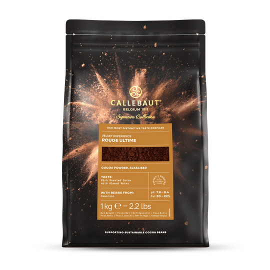 Chokladshopen Callebaut Velvet Rouge Ultime kakaopulver i 1kg förpackning med intensiv rödbrun färg och rik arom.