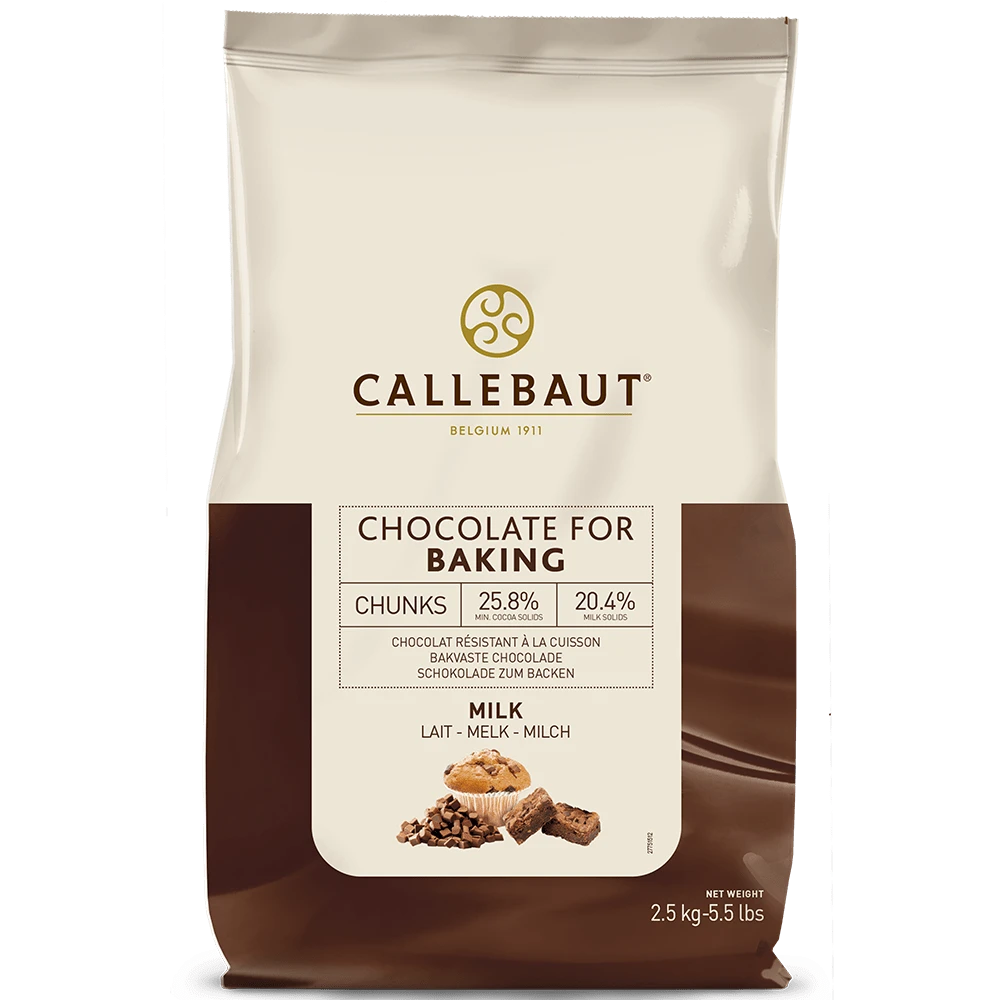 Chokladshopen Callebaut mjölkchoklad chunks i 2,5 kg förpackning, bakstabila chokladbitar för cookies och bakverk.