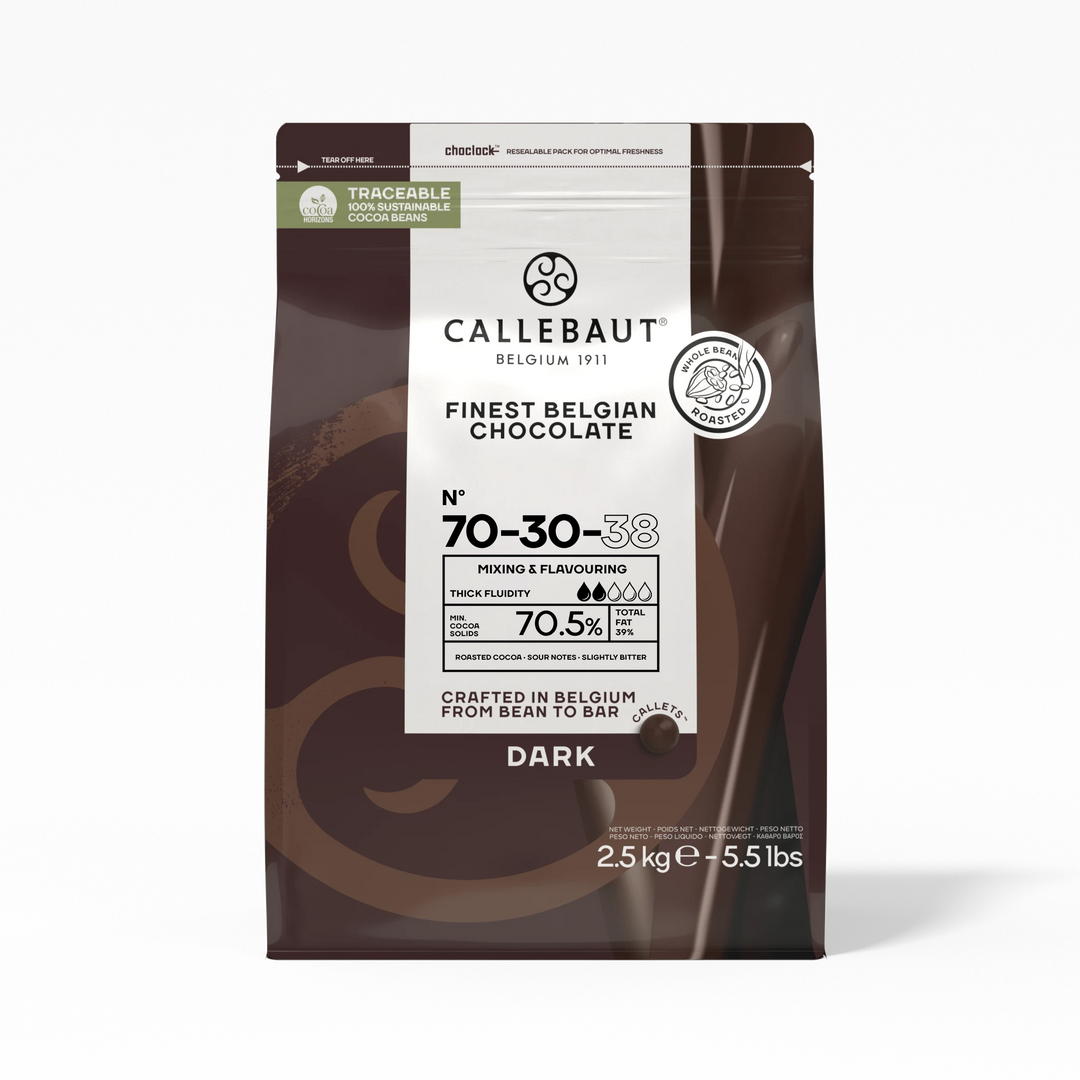 Chokladshopen Callebaut 70-30-38 mörk chokladcouvertyr 70,5% i 2,5 kg förpackning för professionell bakning.