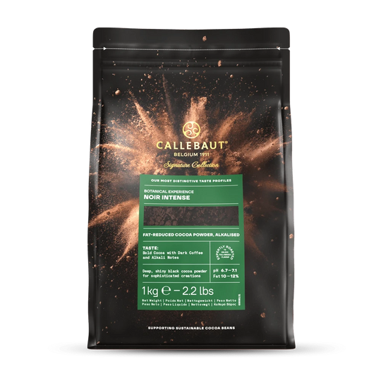 Chokladshopen Callebaut Noir Intense kakaopulver i en svart 1kg förpackning för professionell bakning.