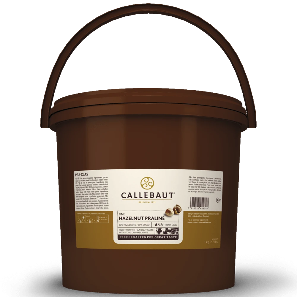 Chokladshopen Callebaut pralinépasta i brun hink på 1 kg med etikett för professionell hasselnötspasta.