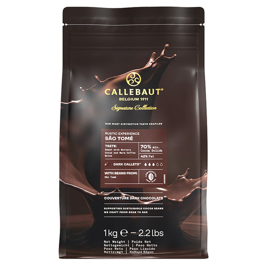 Chokladshopen Callebaut Rustic Sao Tomé mörk choklad 70% i 1kg påse med stänkande chokladmotiv