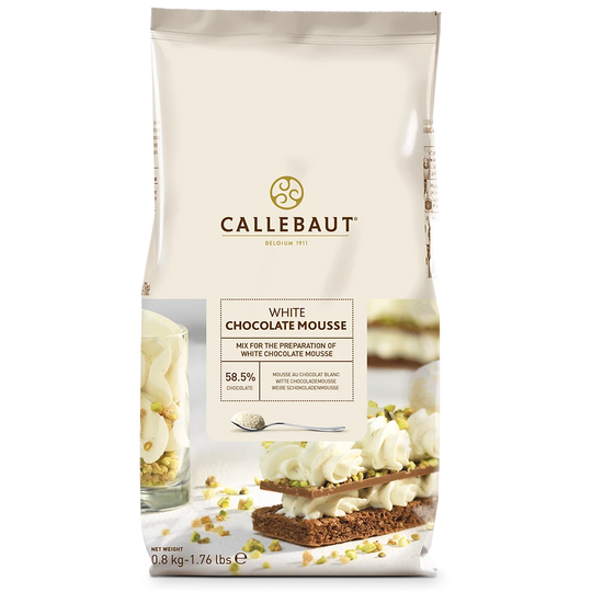 Chokladshopen Callebaut vit chokladmousse mix i 800g förpackning för professionell desserttillverkning.