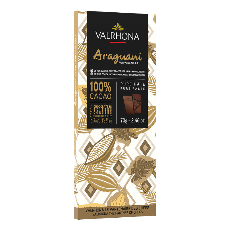 Chokladshopen Valrhona Araguani 100% mörk chokladkaka med smaknoter av russin, lakrits och kastanjer i dekorativ ask.