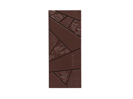 Chokladshopen Valrhona Araguani 100% mörk chokladkaka med dekorativa kakaomönster från Venezuela.
