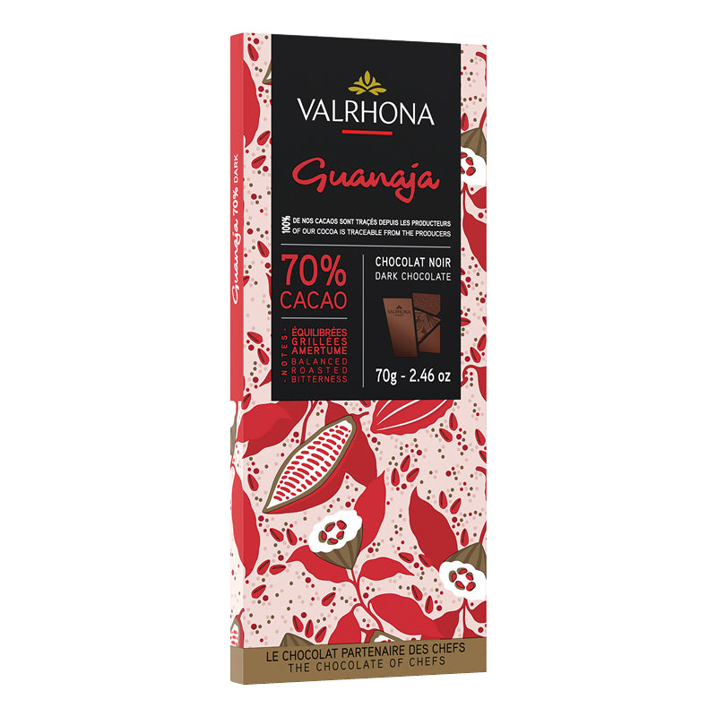 Chokladshopen Valrhona Guanaja 70% mörk chokladkaka med dekorativt mönster och intensiv smakprofil